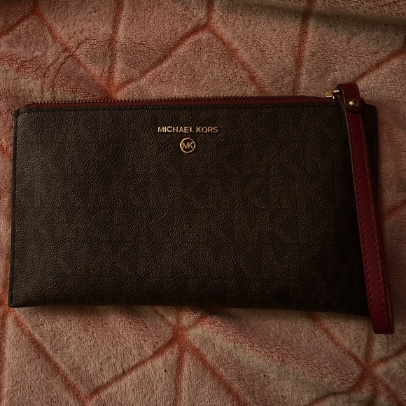 Michael Kors handbag - Picture 1 of 3